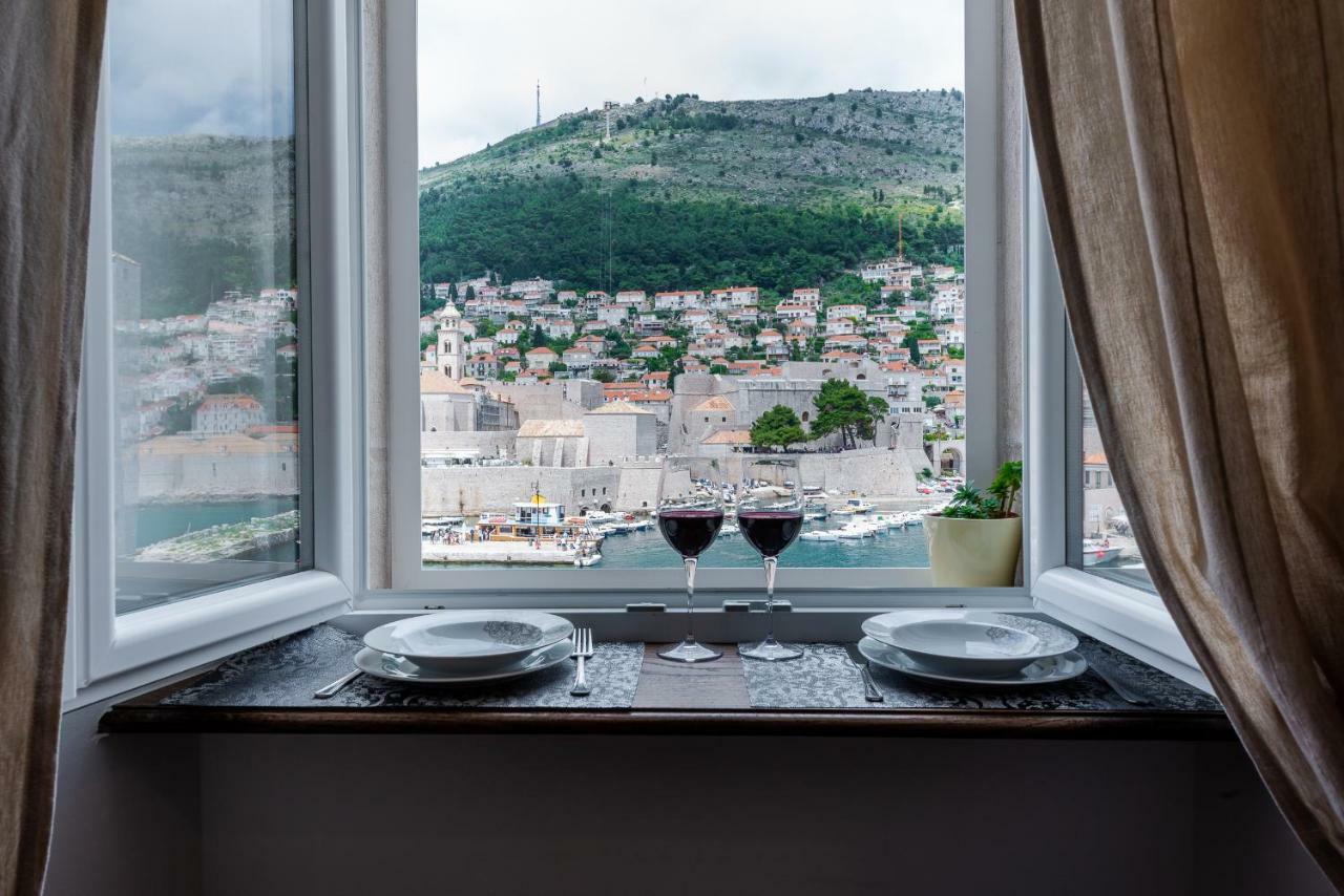 Brand New With Old Port View- Mala Vrata Apartment