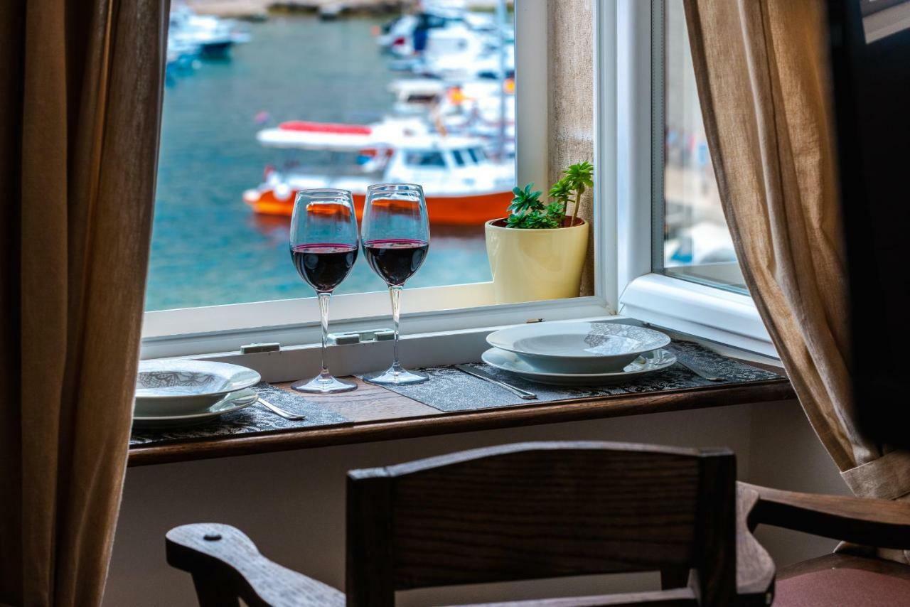 Brand New With Old Port View- Mala Vrata Apartment